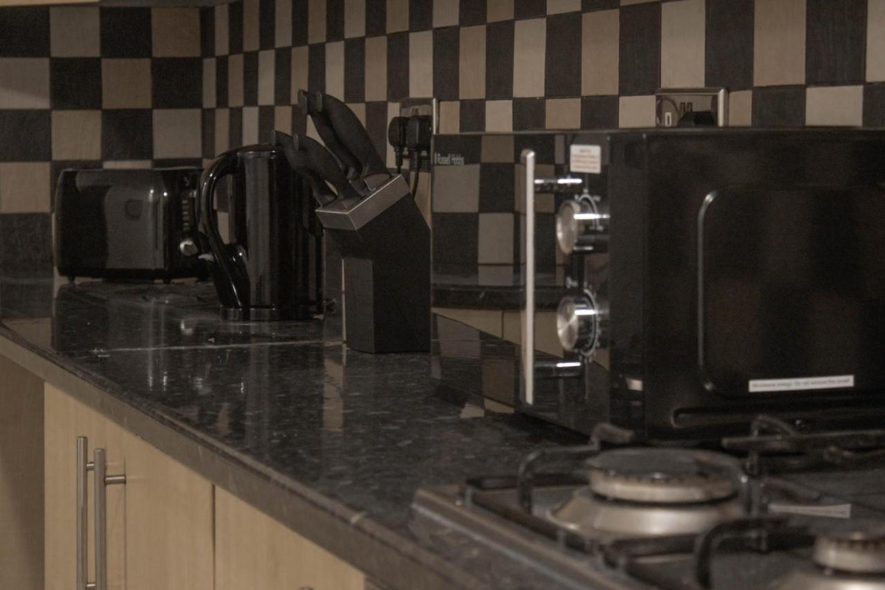 Business Friendly 3Br Home - King Size Beds & Centrally Located Swansea Eksteriør bilde