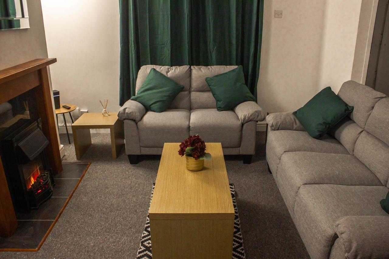 Business Friendly 3Br Home - King Size Beds & Centrally Located Swansea Eksteriør bilde