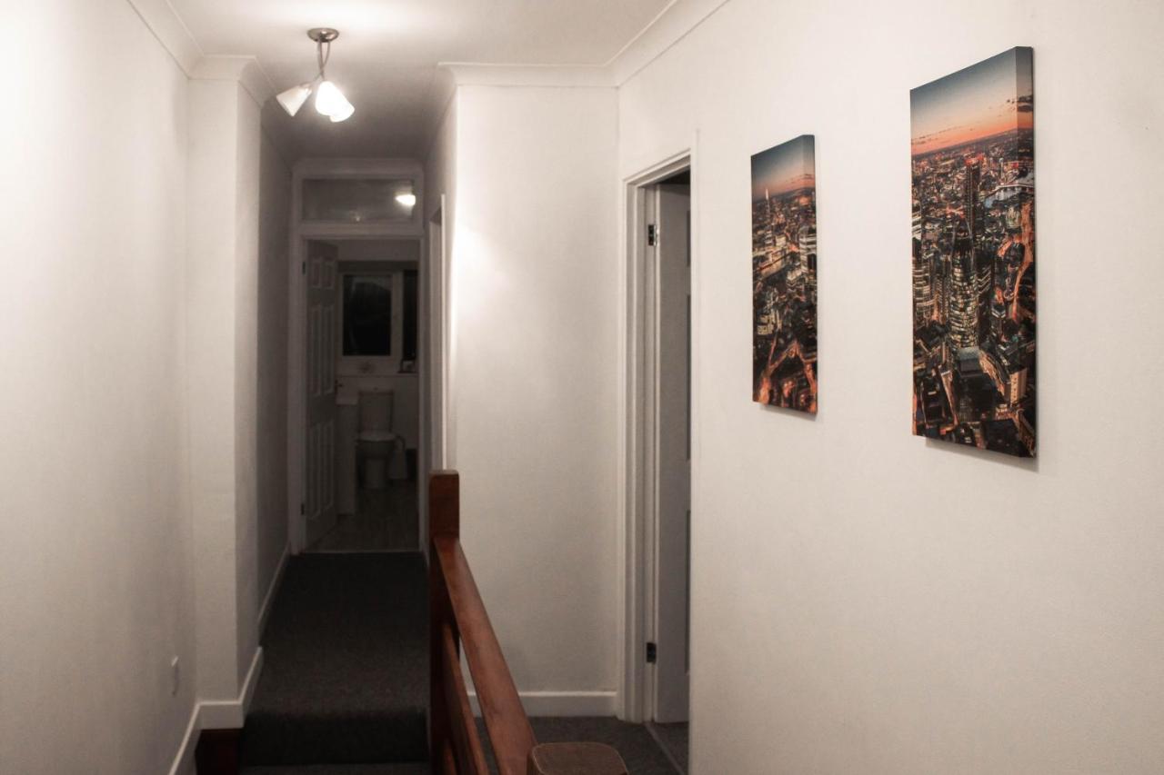 Business Friendly 3Br Home - King Size Beds & Centrally Located Swansea Eksteriør bilde