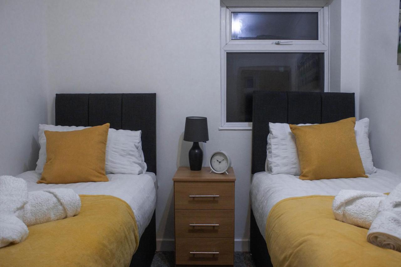 Business Friendly 3Br Home - King Size Beds & Centrally Located Swansea Eksteriør bilde