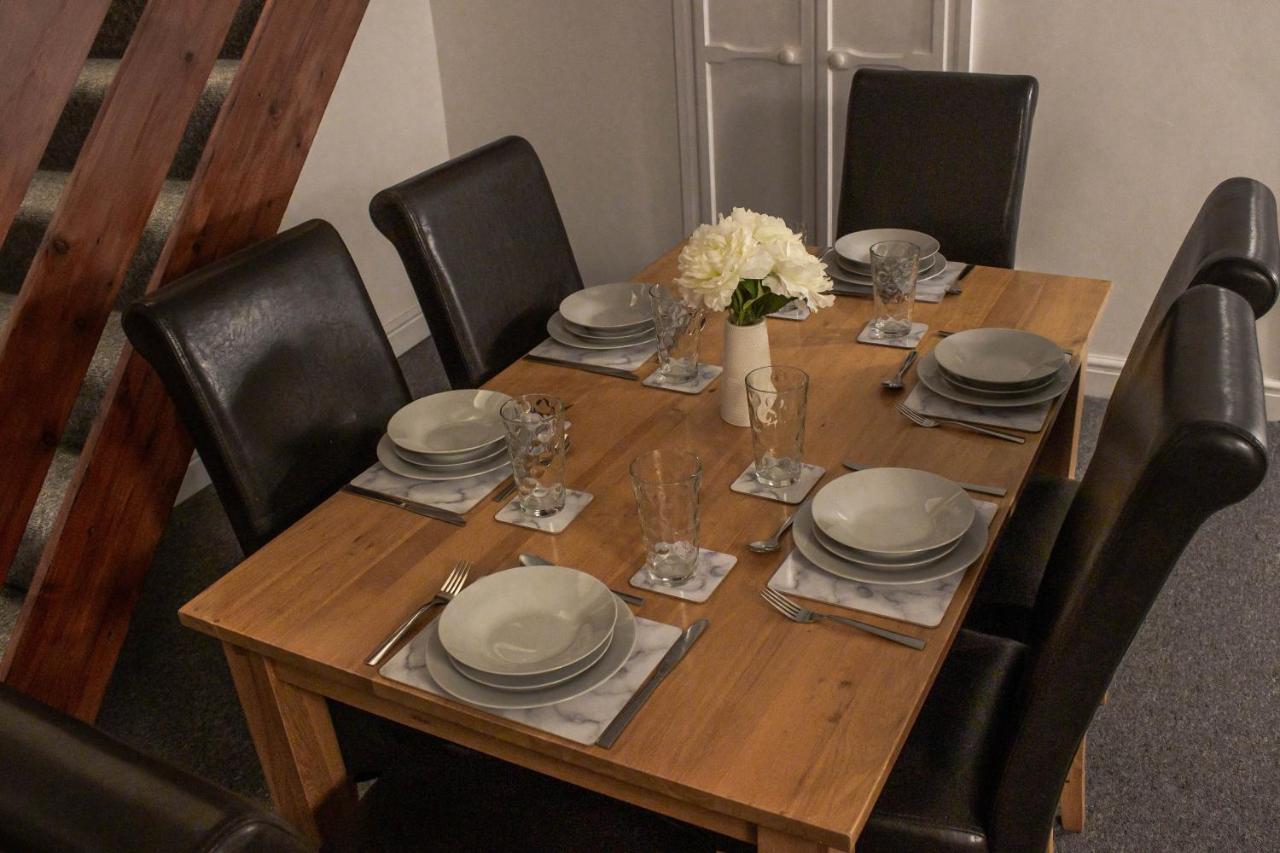 Business Friendly 3Br Home - King Size Beds & Centrally Located Swansea Eksteriør bilde