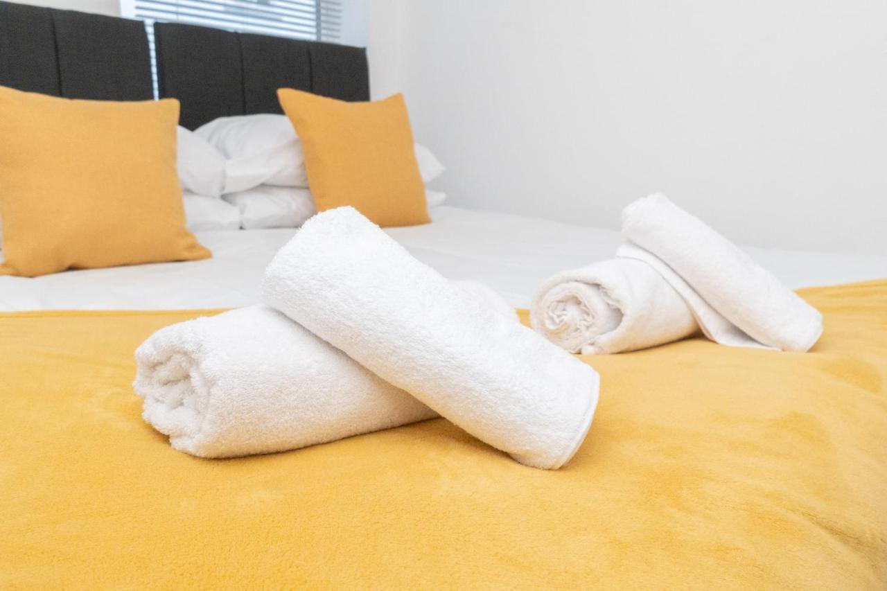 Business Friendly 3Br Home - King Size Beds & Centrally Located Swansea Eksteriør bilde